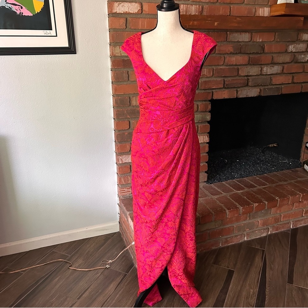 THEIA Barbara Scoop Neck Column Floral Jacquard Gown in Petunia Sz 4 - Picture 5 of 12